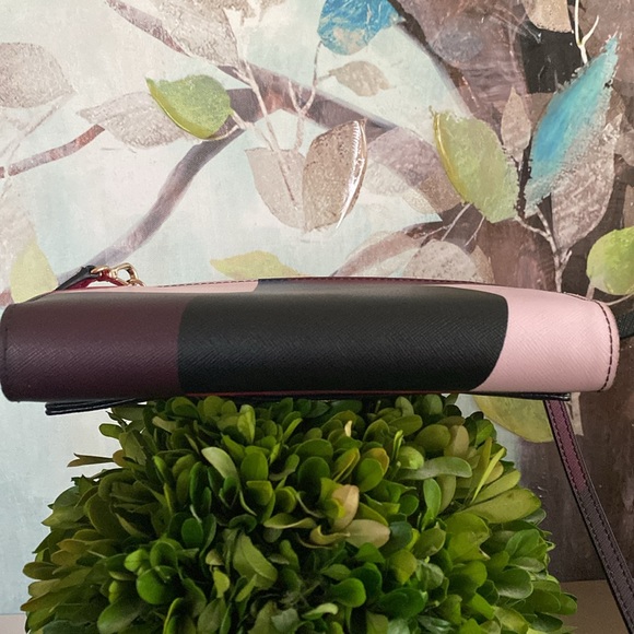 KATE SPADE ♠️ New York LAUREL WAY GEO SPOTLIGHT PINK MULTI CROSSBODY BAG EUC - Picture 10 of 17